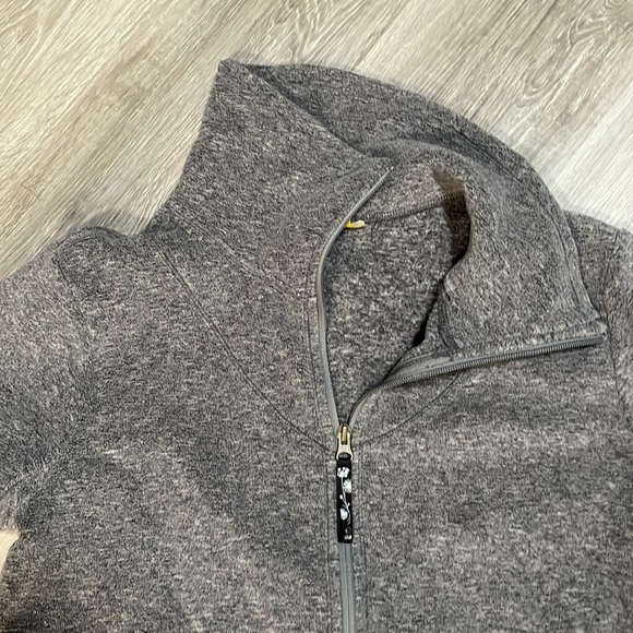 Lole sweater - Picture 2 of 3